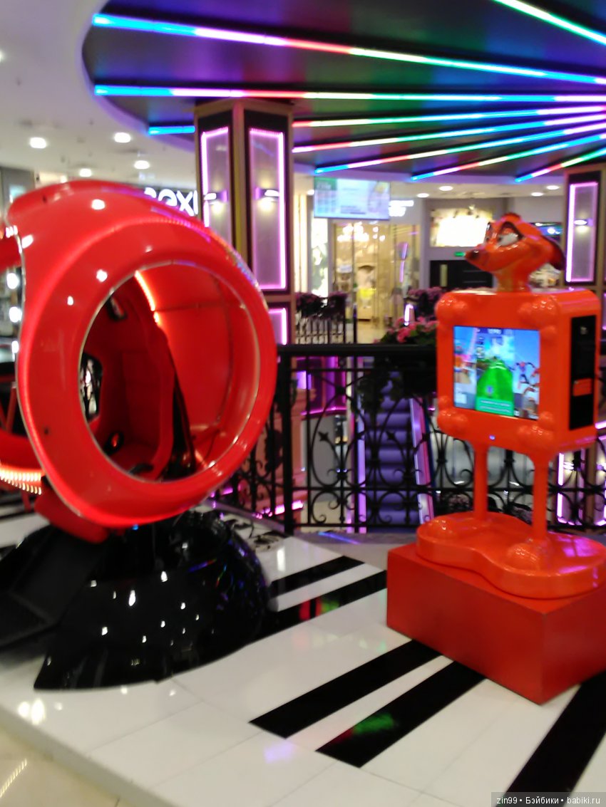 Небольшое путешествие Люси, мини adora, воскресным днём