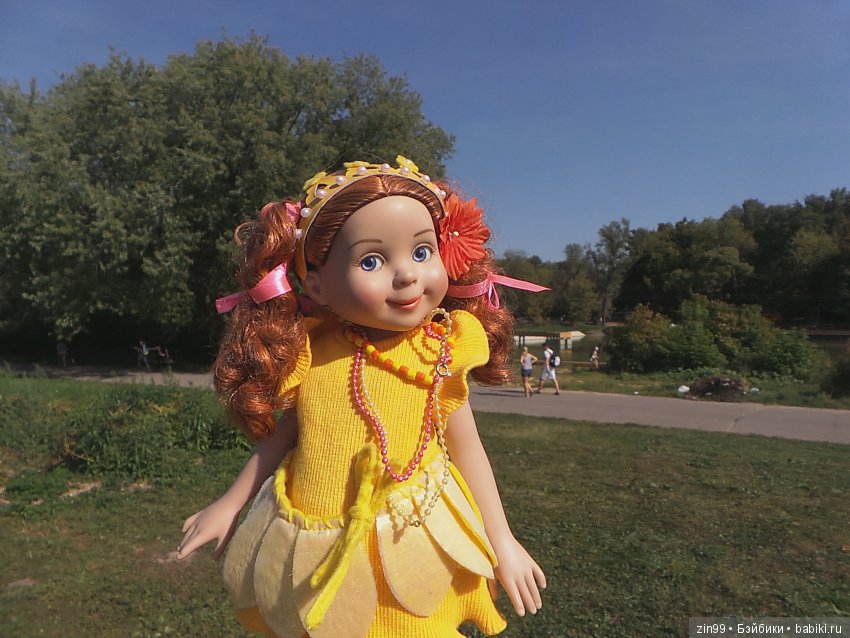 Воскресная прогулка с веселой девочкой в Ботаническом саду