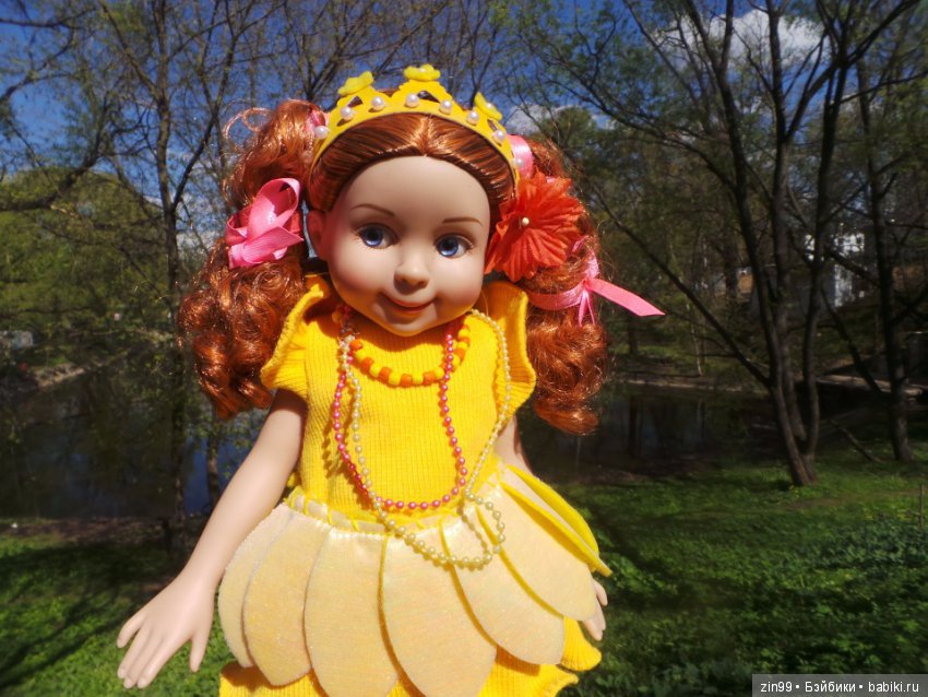 Воскресная прогулка с веселой девочкой в Ботаническом саду