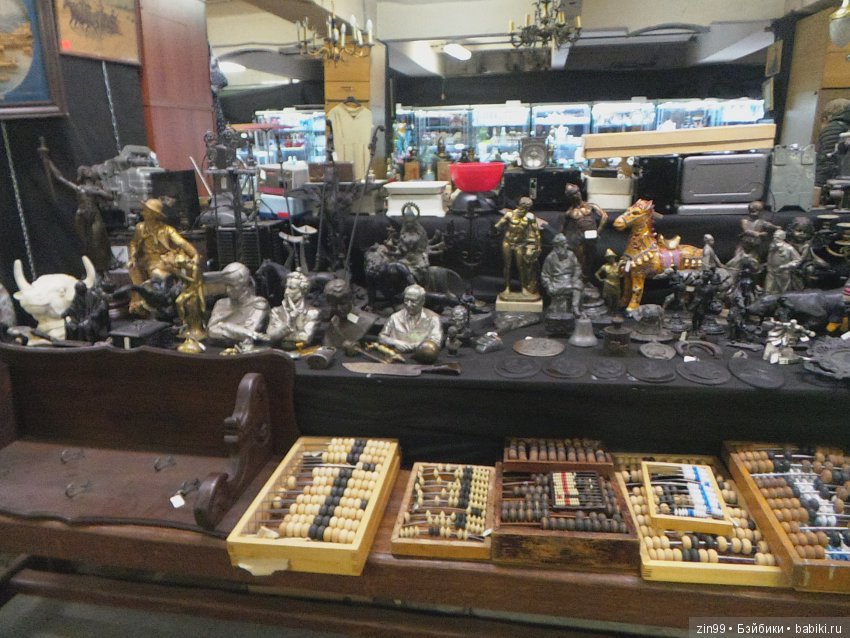 Блошиный рынок "РЕТРО" - завод "Кристалл", сегодня 27 октября 2018 года