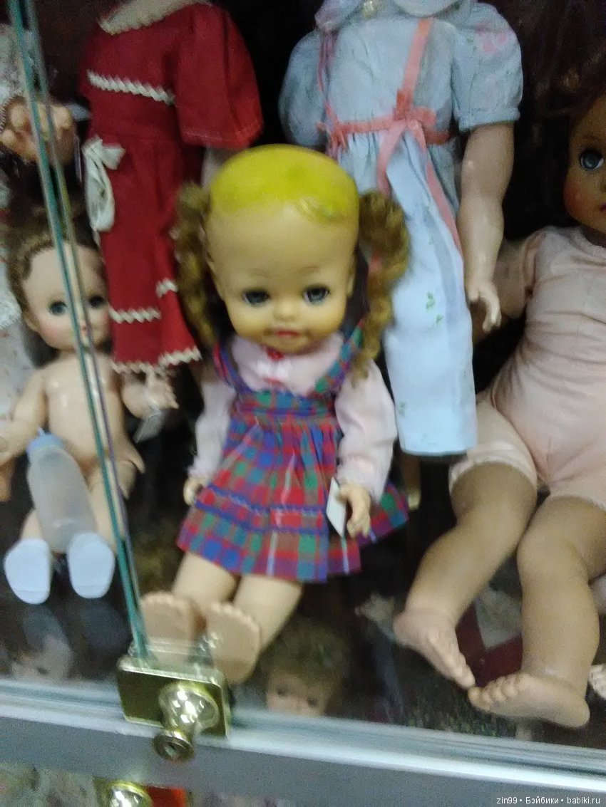 Блошиный рынок "РЕТРО" - завод "Кристалл", сегодня 27 октября 2018 года