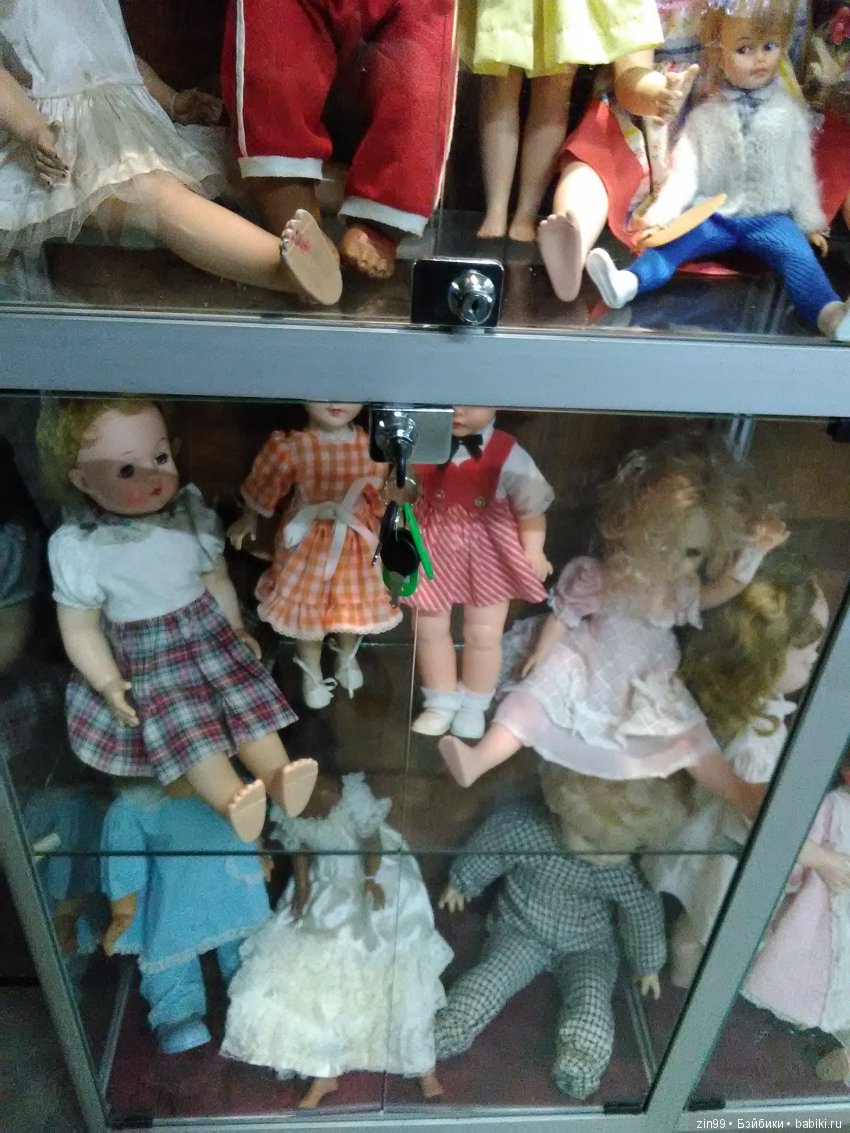 Блошиный рынок "РЕТРО" - завод "Кристалл", сегодня 27 октября 2018 года