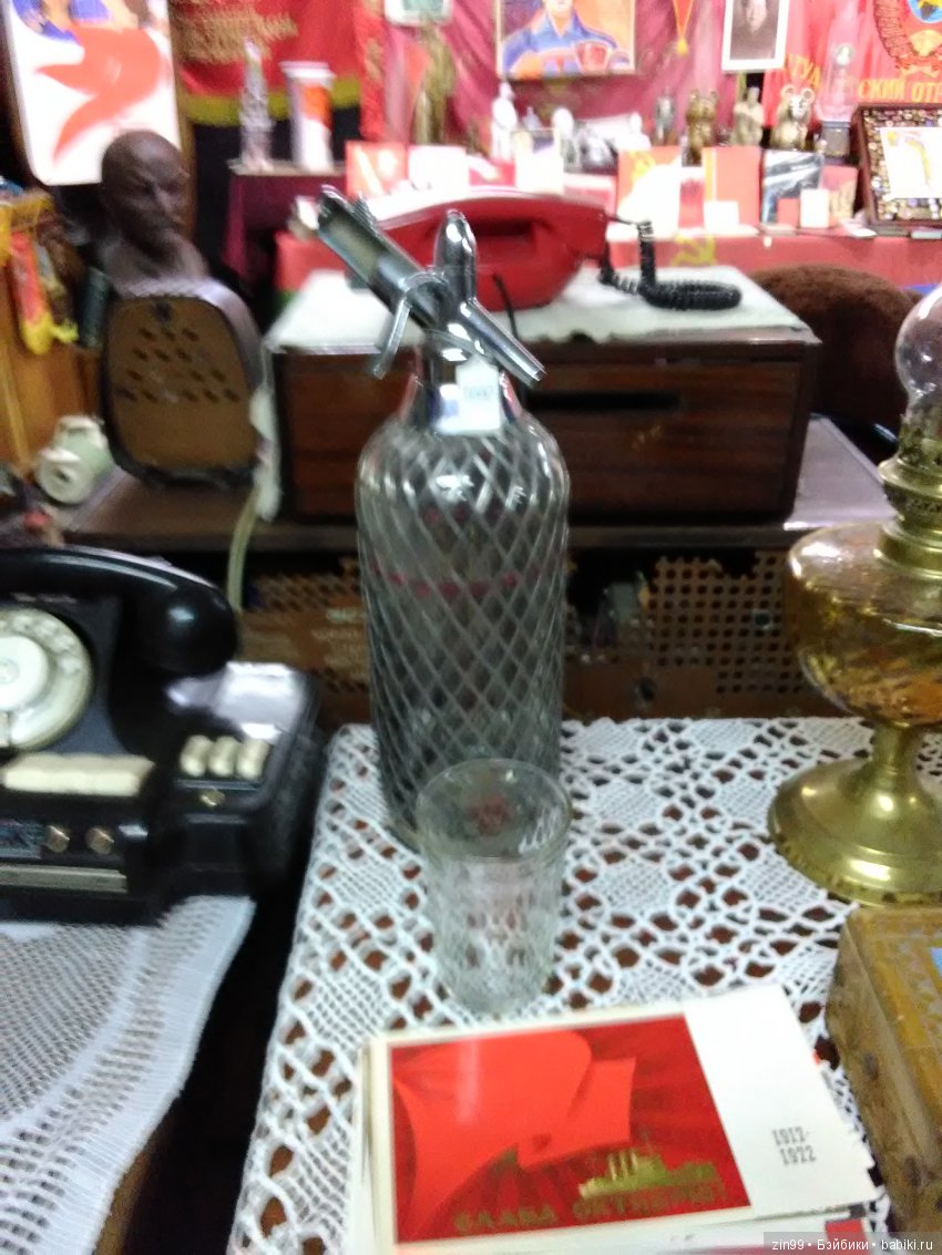 Блошиный рынок "РЕТРО" - завод "Кристалл", сегодня 27 октября 2018 года