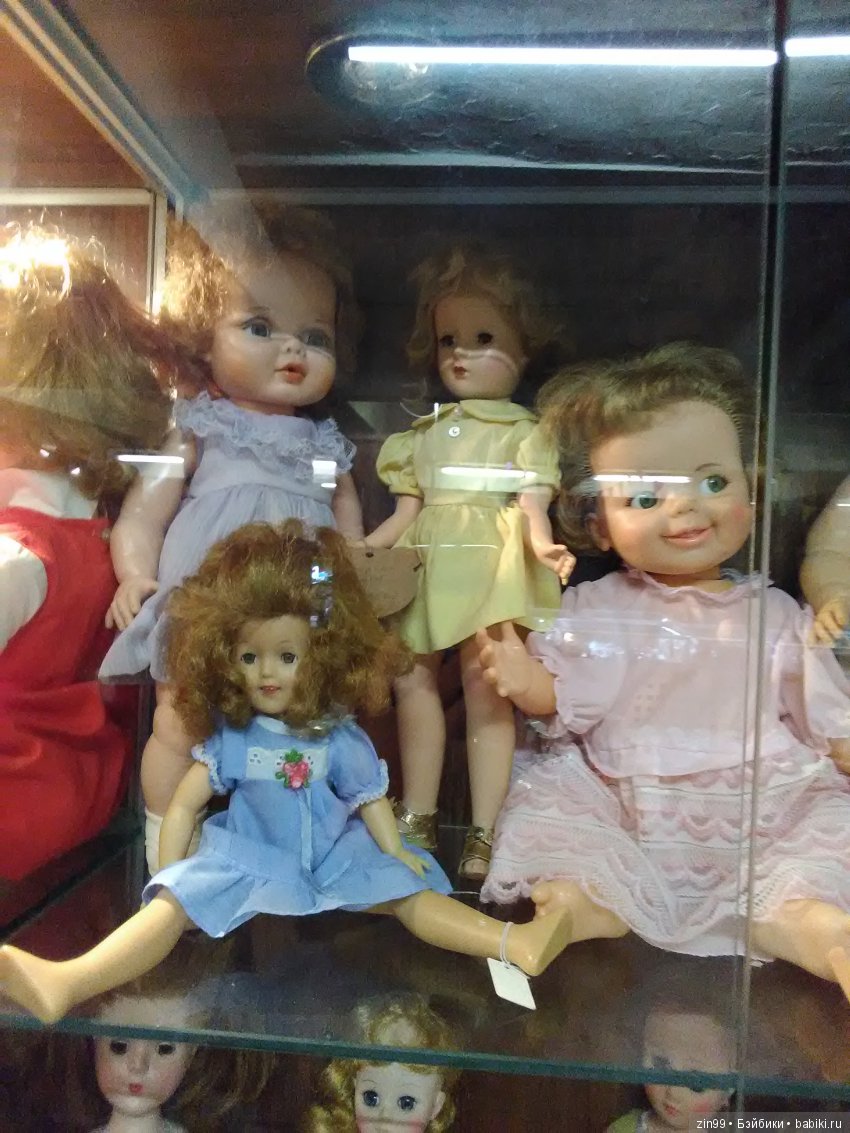 Блошиный рынок "РЕТРО" - завод "Кристалл", сегодня 27 октября 2018 года