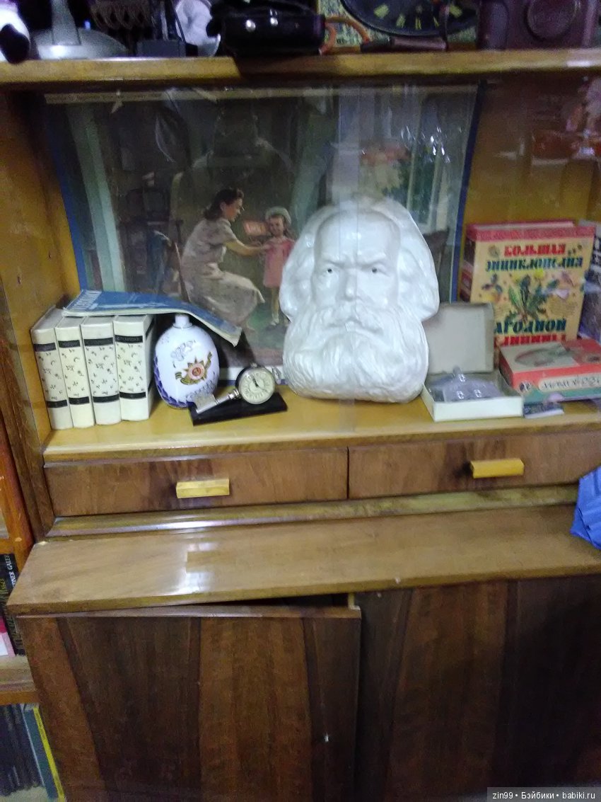 Блошиный рынок "РЕТРО" - завод "Кристалл", сегодня 27 октября 2018 года