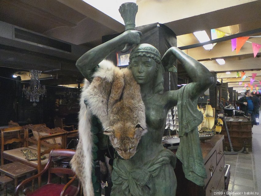 Блошиный рынок "РЕТРО" - завод "Кристалл", сегодня 27 октября 2018 года