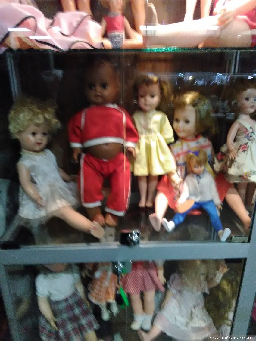 Блошиный рынок "РЕТРО" - завод "Кристалл", сегодня 27 октября 2018 года