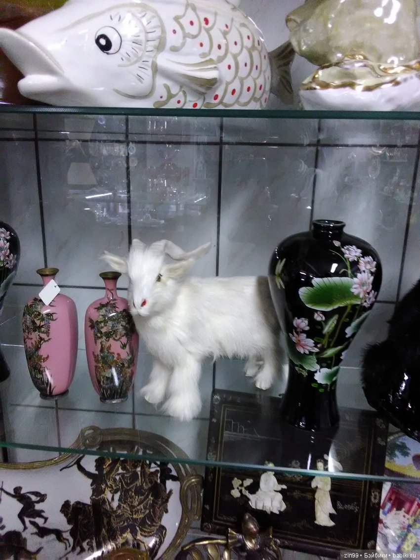 Блошиный рынок "РЕТРО" - завод "Кристалл", сегодня 27 октября 2018 года (фото 6)