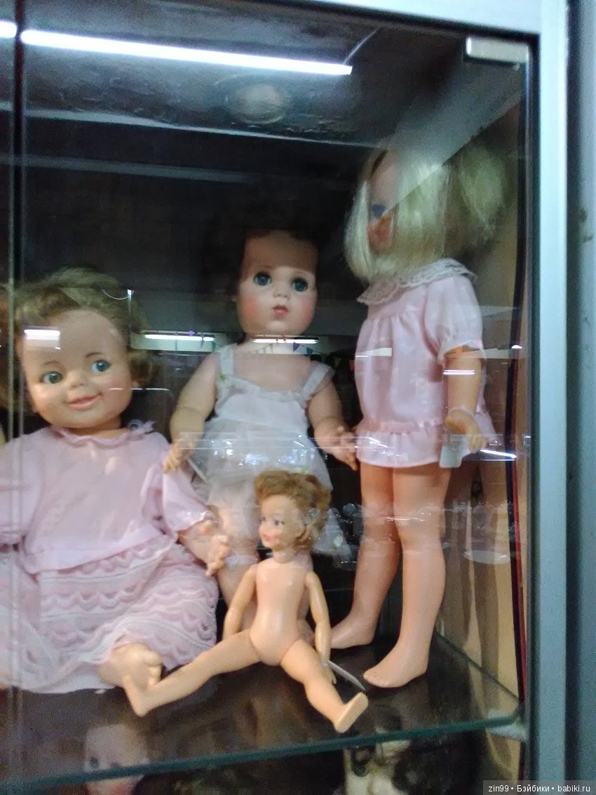 Блошиный рынок "РЕТРО" - завод "Кристалл", сегодня 27 октября 2018 года