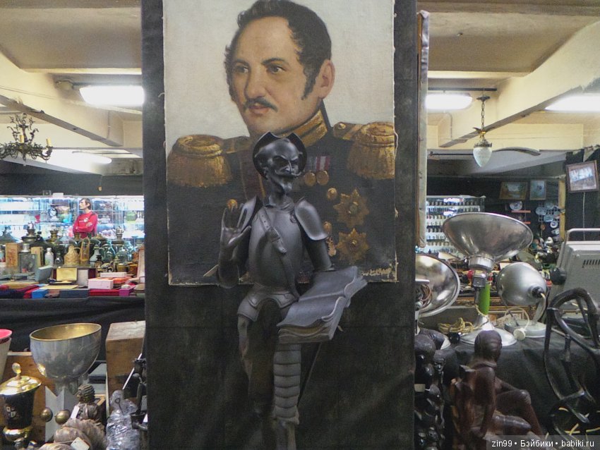 Блошиный рынок "РЕТРО" - завод "Кристалл", сегодня 27 октября 2018 года