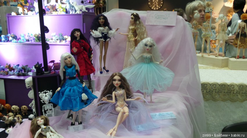 ХI Московская международная выставка авторских кукол «Искусство куклы» в Гостином дворе 14 — 16 декабря 2018 года, часть