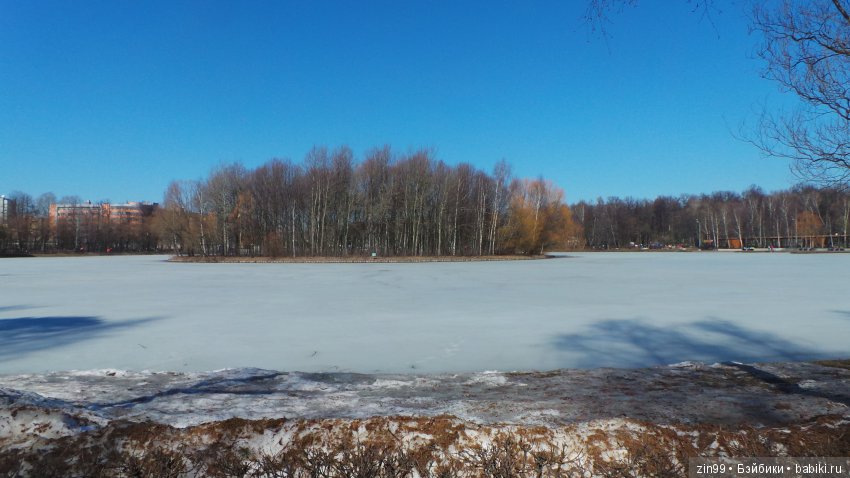 Воскресным днём, весенние Веснушки на прогулке