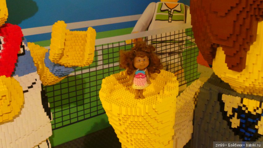 Прогулка в центральный детский магазин с капусткой и не только