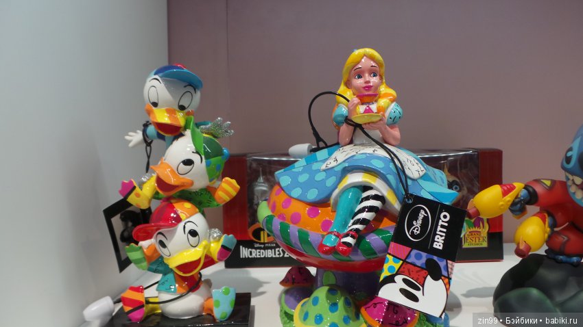 Прогулка в центральный детский магазин с капусткой и не только