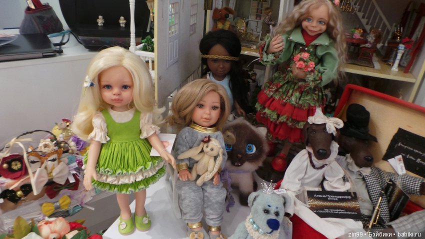 Прогулка в центральный детский магазин с капусткой и не только