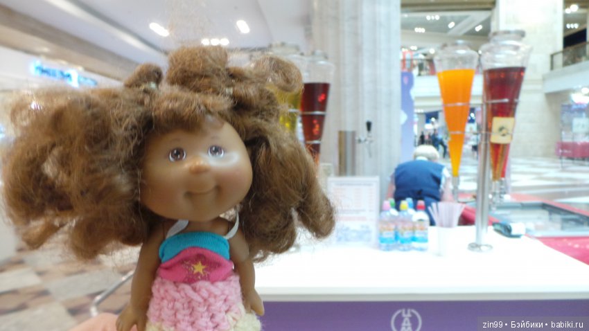 Прогулка в центральный детский магазин с капусткой и не только