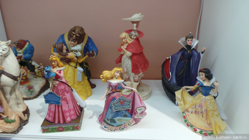 Прогулка в центральный детский магазин с капусткой и не только