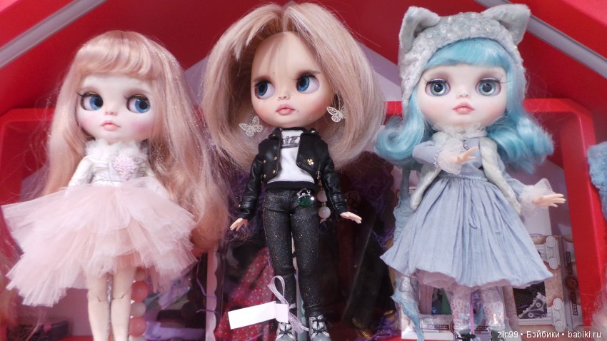 Прогулка в центральный детский магазин с капусткой и не только