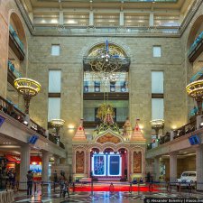 Прогулка в центральный детский магазин с капусткой и не только