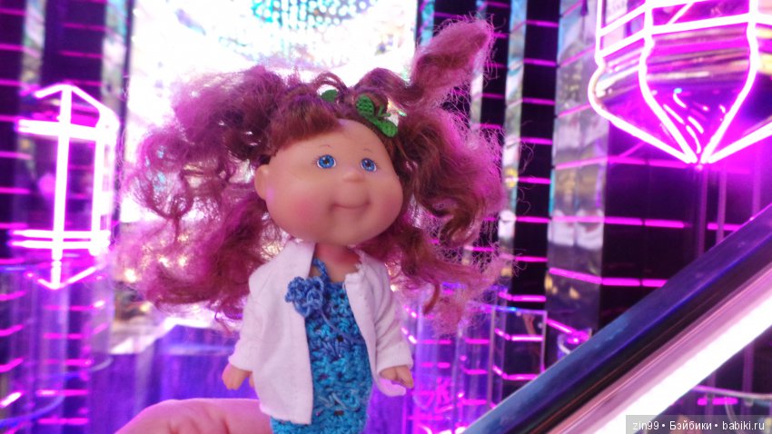 Прогулка в большой Торговый центр и в Центральный парк! С капустками