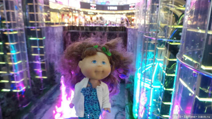 Прогулка в большой Торговый центр и в Центральный парк! С капустками (фото 10)