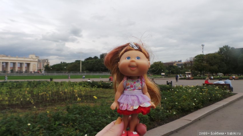 Прогулка в большой Торговый центр и в Центральный парк! С капустками