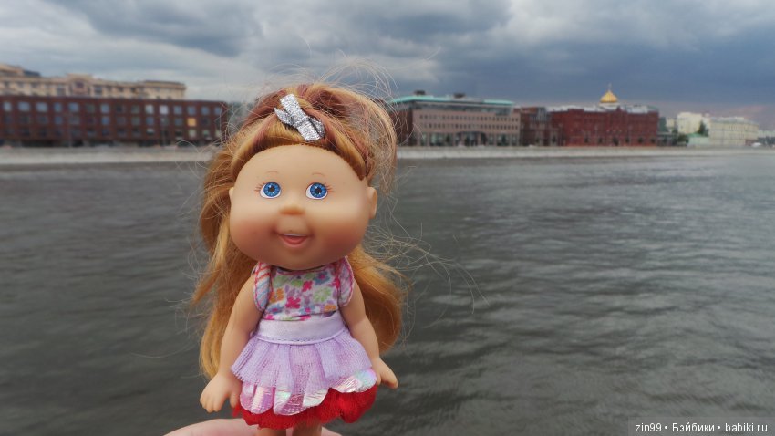 Прогулка в большой Торговый центр и в Центральный парк! С капустками