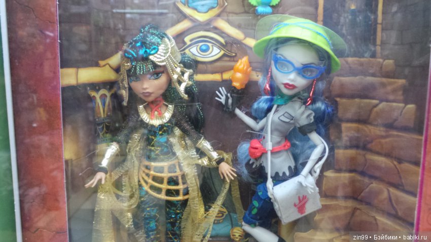 Прогулка в большой Торговый центр и в Центральный парк! С капустками