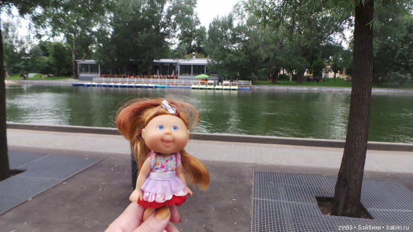 Прогулка в большой Торговый центр и в Центральный парк! С капустками