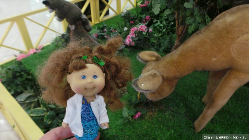 Прогулка в большой Торговый центр и в Центральный парк! С капустками