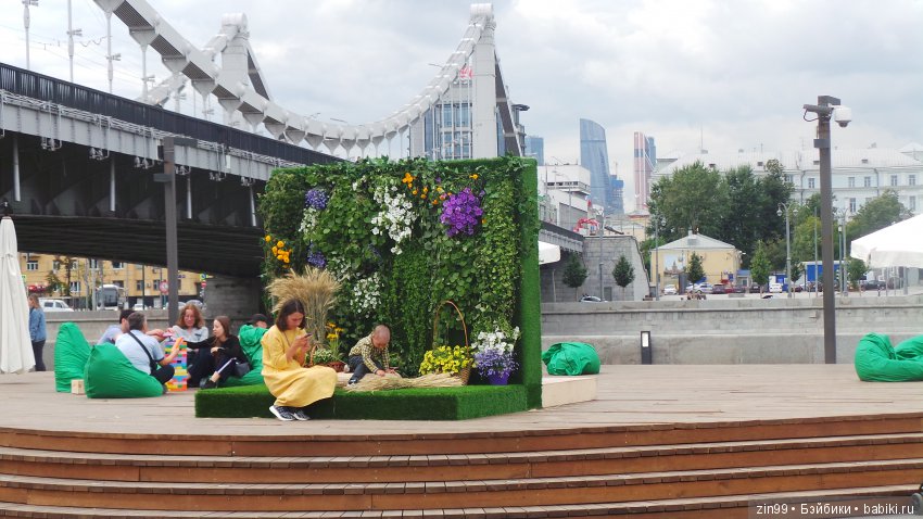 Прогулка в большой Торговый центр и в Центральный парк! С капустками