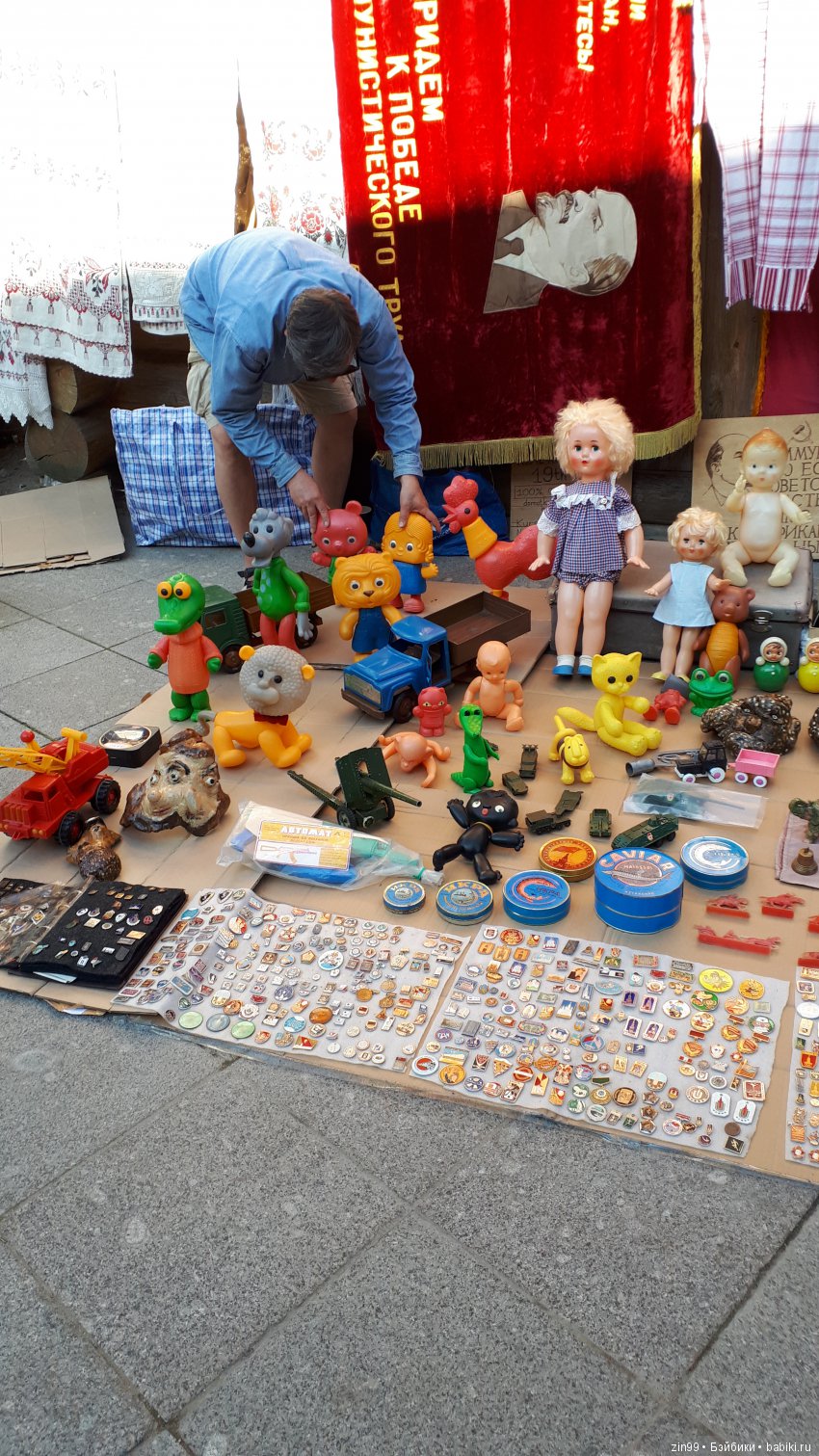 Кукла с блошки, точнее на Вернисаже, и прогулка по Измайловскому Вернисажу в Москве