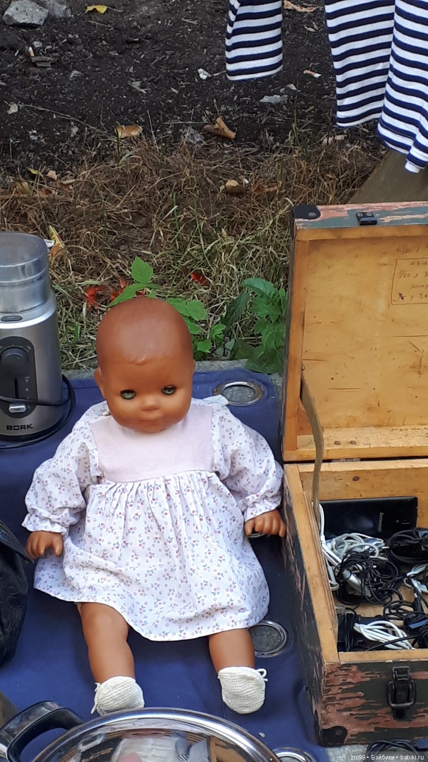 Блошиный рынок на Вернисаже в Измайлово