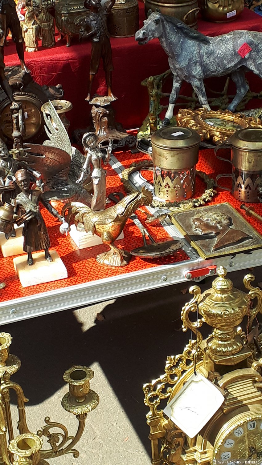 Блошиный рынок на Вернисаже в Измайлово (фото 10)