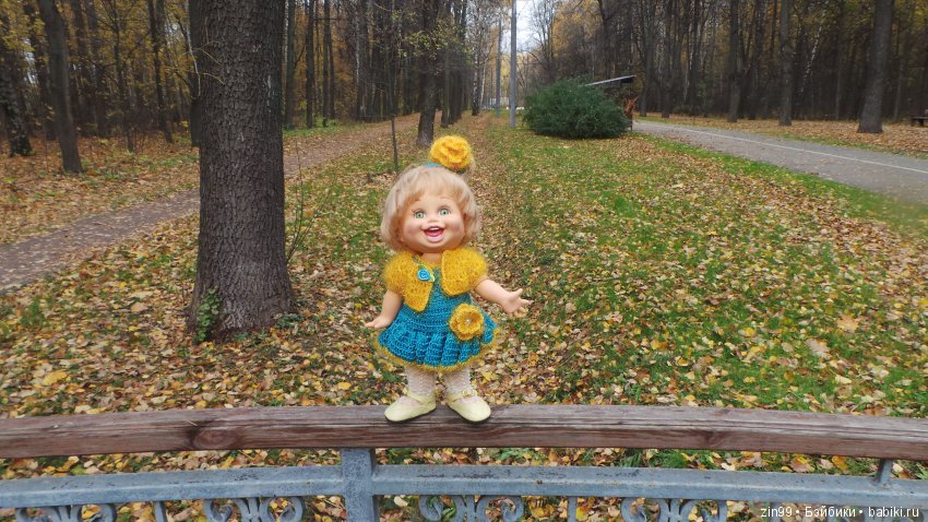 Натали гуляет в парке и новые наряды