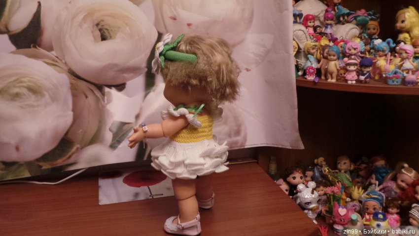 Натали гуляет в парке и новые наряды