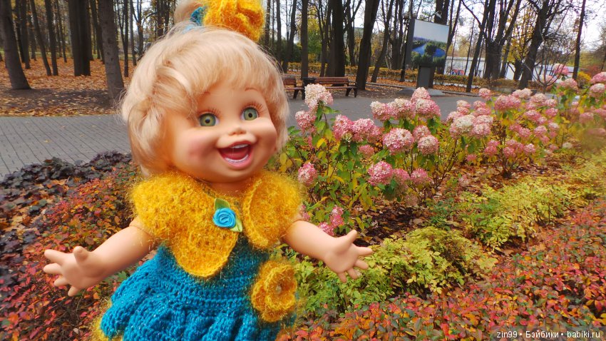 Натали гуляет в парке и новые наряды