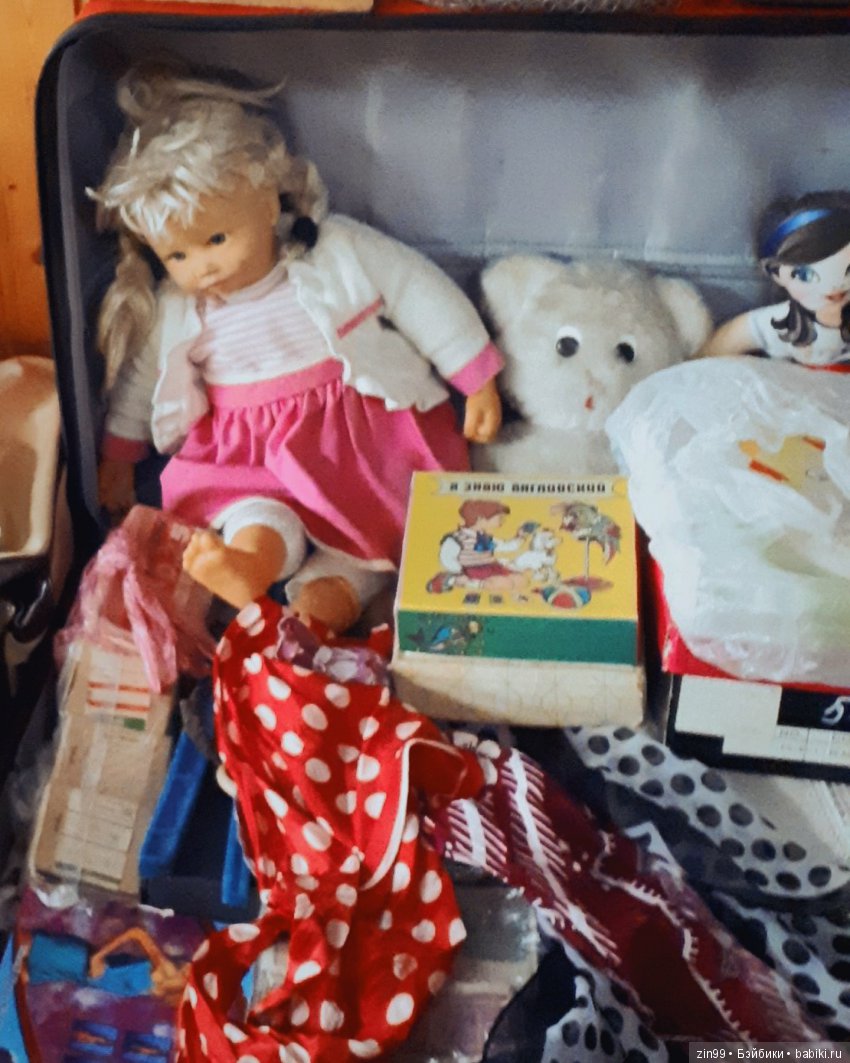 Вернисаж в Измайловском парке, Блошиный рынок