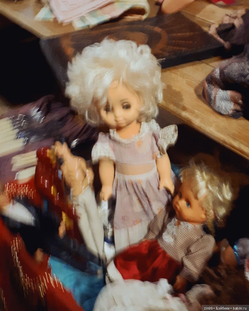 Вернисаж в Измайловском парке, Блошиный рынок