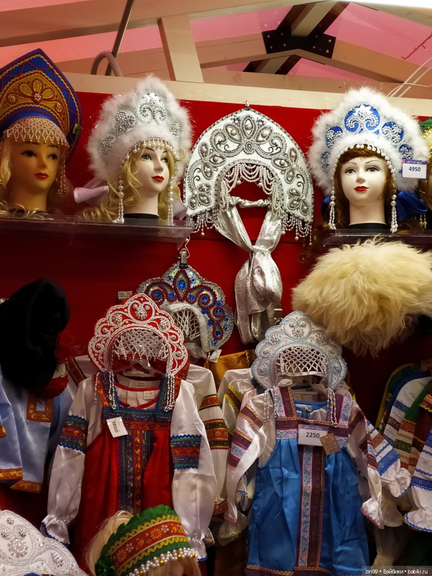 Новогодние гулянья, Зарядье, ГУМ, или в ГУМ за салатиком