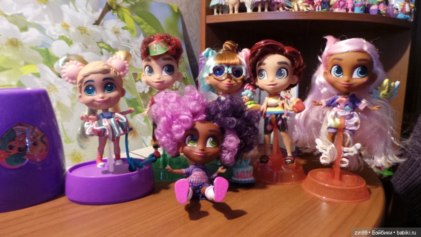 Кидзы любят собирать коллекции кукол