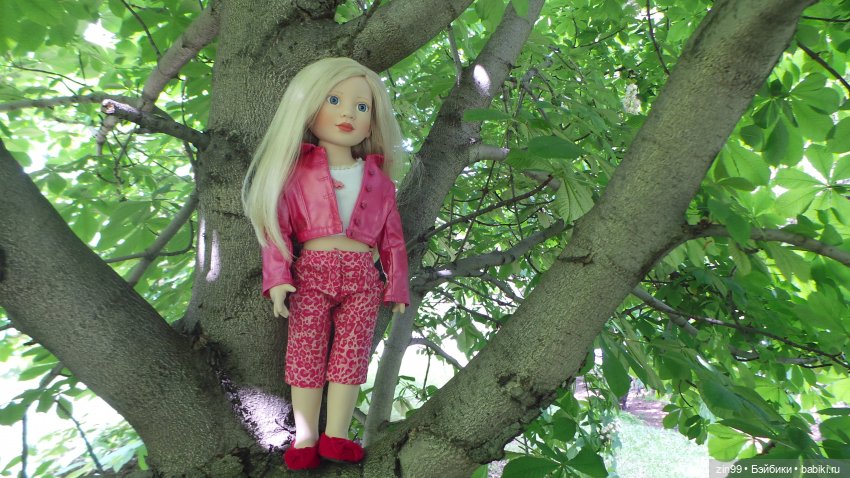 Мини сиреневый сад и новый для Нины наряд