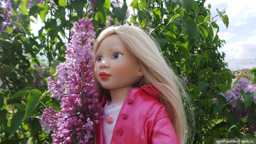 Мини сиреневый сад и новый для Нины наряд