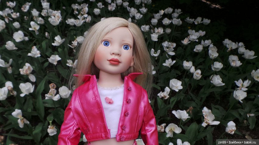 Мини сиреневый сад и новый для Нины наряд