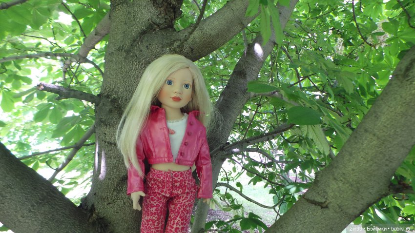 Мини сиреневый сад и новый для Нины наряд