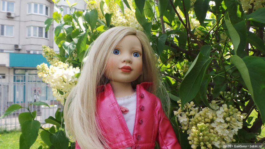 Мини сиреневый сад и новый для Нины наряд