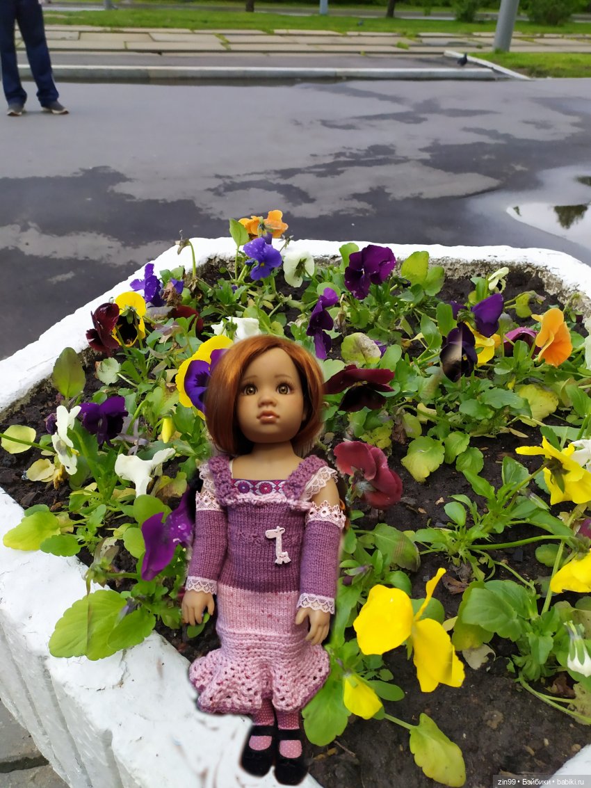 Мини сиреневый сад и новый для Нины наряд