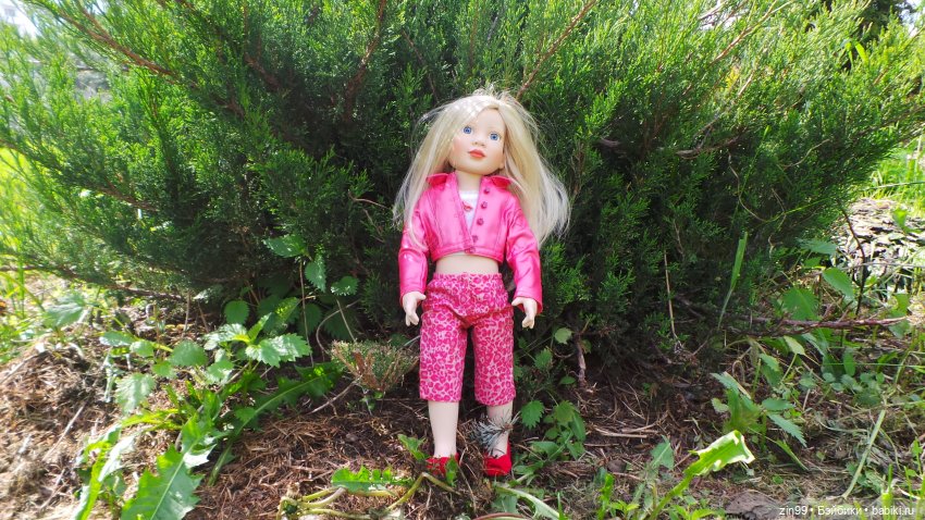 Мини сиреневый сад и новый для Нины наряд