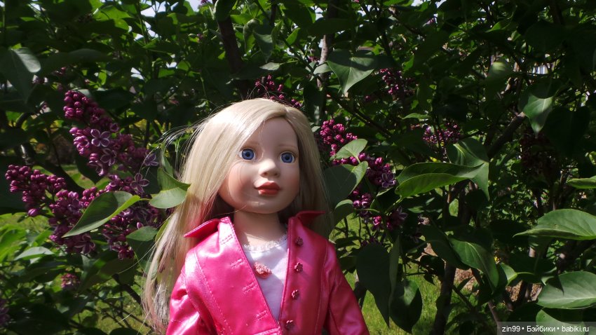 Мини сиреневый сад и новый для Нины наряд