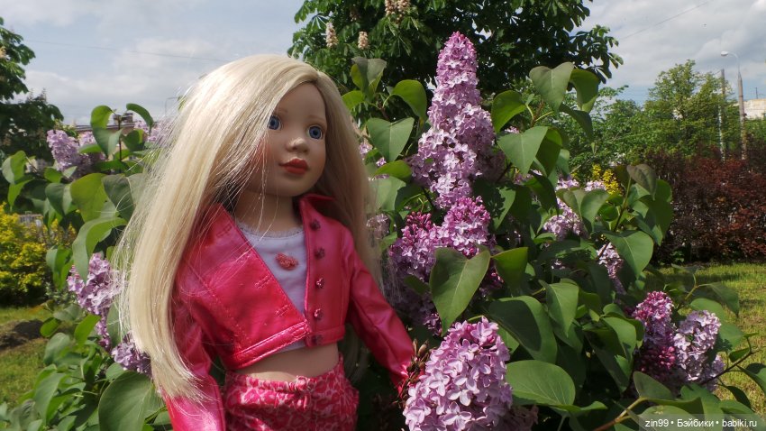 Мини сиреневый сад и новый для Нины наряд